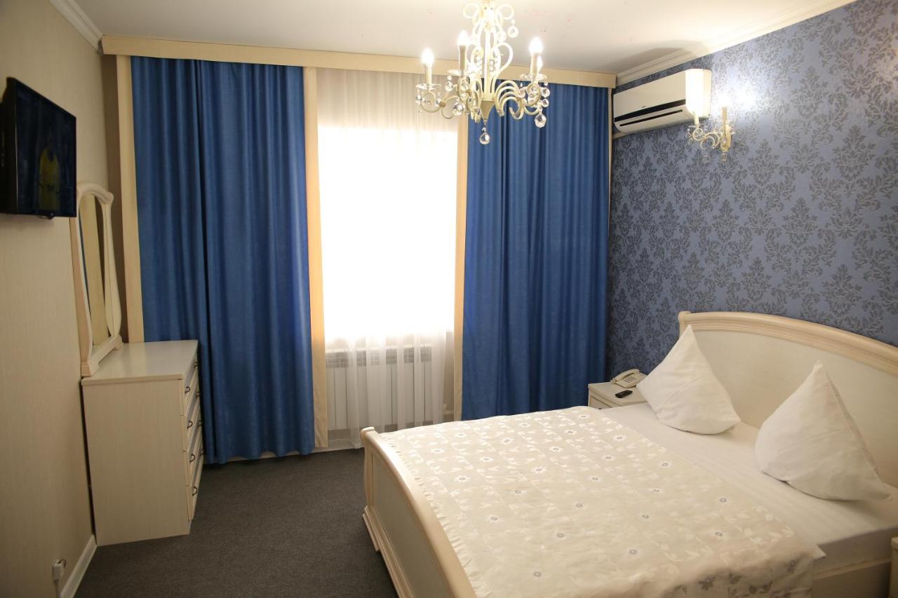 Sweet Home Hotel Атырау Экстерьер фото